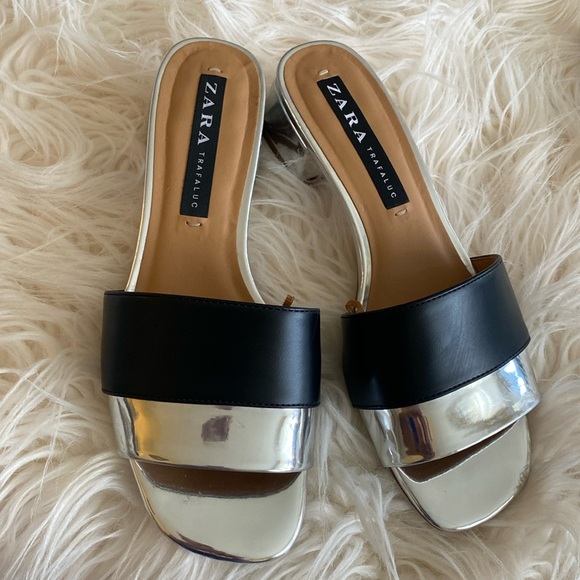 ZARA Trafaluc flip on sandals - Picture 1 of 13